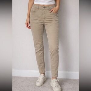American Eagle Women’s Size 6 Khaki Skinny Stretch Jeans